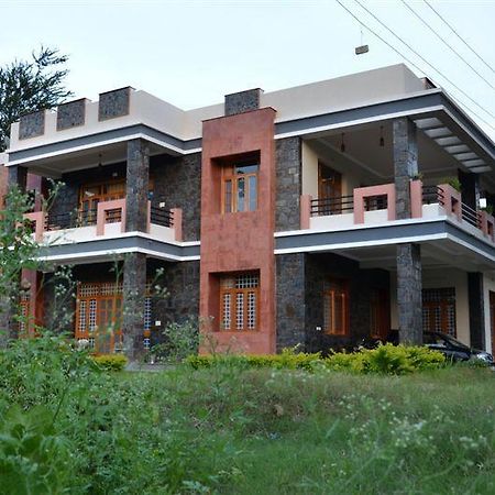 The Royale Country Retreat Bed and Breakfast Udaipur Eksteriør billede
